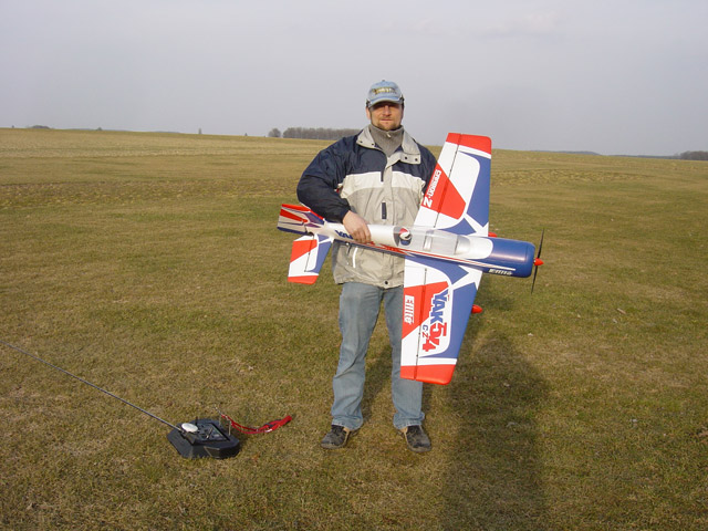 Jak-54 von E-Flite